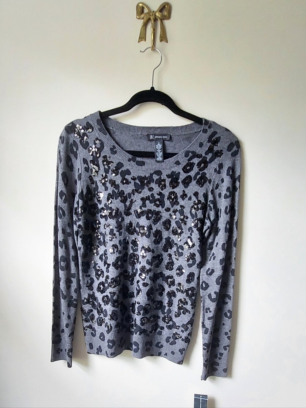 INC International Concepts Gray Leopard Sequin Crewneck Sweater Top Small NWT